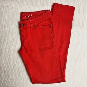 THE LIMITED 678 Denim Garment Dyed Jeans in Carmine Pink Size 0